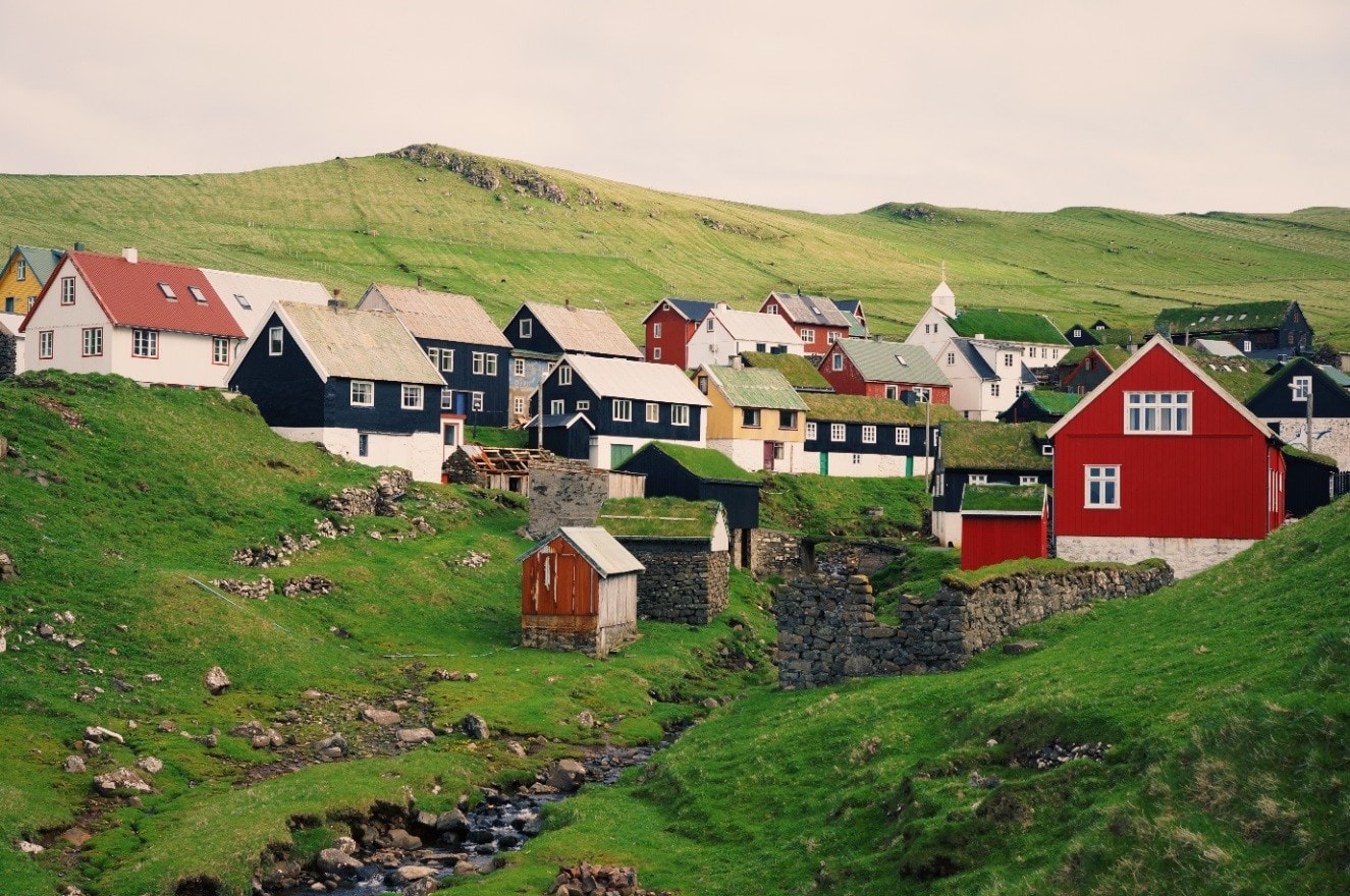 Faroe Islands: A Lovely Hike to See the Puffins of Mykines